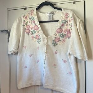 Vintage 90’s Floral Embroidered Cream Cottage Core Cardigan